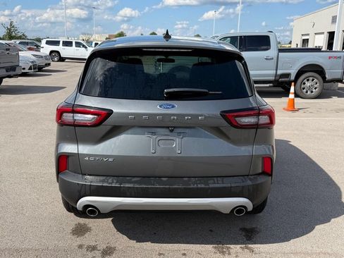 Used 2025 Ford Escape Active FWD image 18