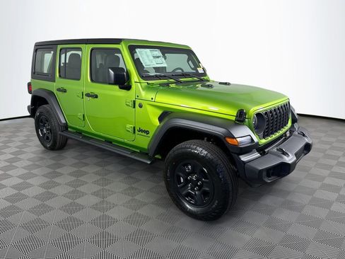 Used 2025 Jeep Wrangler Sport image 3