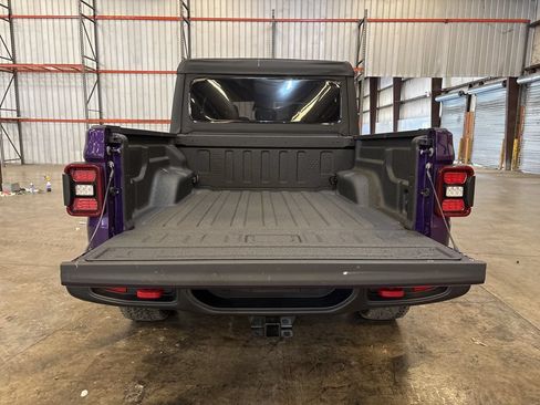 New 2026 Jeep Gladiator Rubicon w/ Steel Power Dome Hood Package AWD/4WD image 11