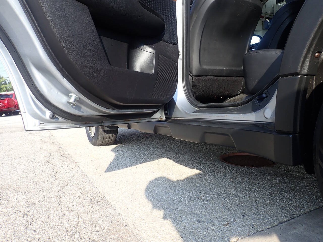 Used 2014 Subaru Outback 2.5i Limited w/ Moonroof Package AWD/4WD image 16