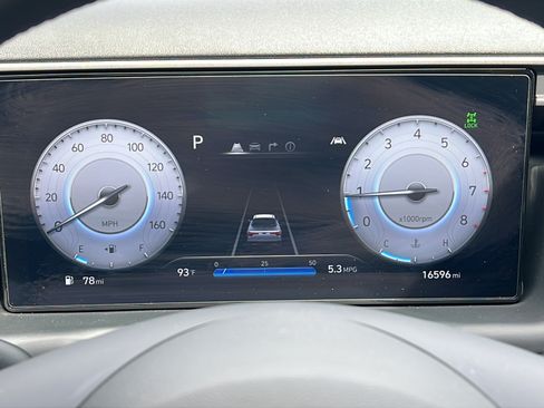 Certified 2023 Hyundai Santa Cruz Limited AWD/4WD image 23
