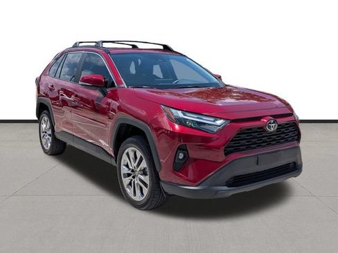 Used 2025 Toyota RAV4 XLE Premium FWD image 3