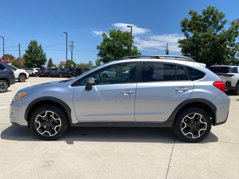 Used 2015 Subaru Crosstrek 2.0i Premium AWD/4WD image 2