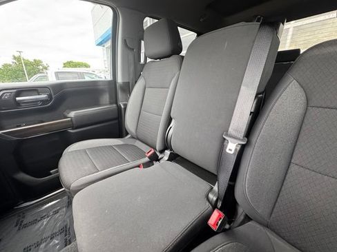Used 2022 Chevrolet Silverado 1500 LT AWD/4WD image 17
