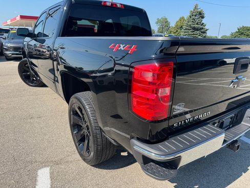 Used 2018 Chevrolet Silverado 1500 LT w/ All Star Edition AWD/4WD image 6