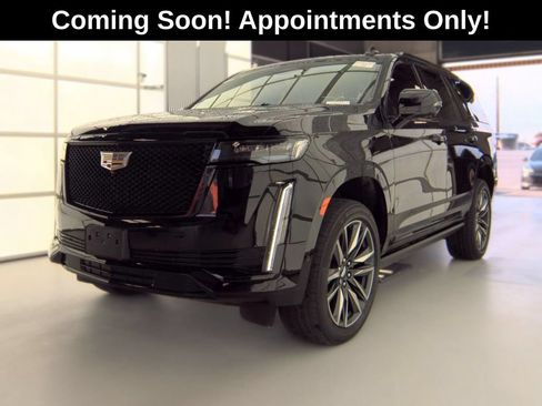 Used 2023 Cadillac Escalade Sport Platinum AWD/4WD image 1