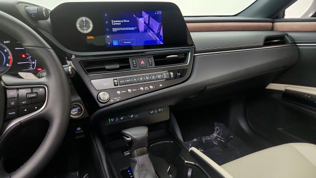 Used 2025 Lexus ES 350 w/ Premium Package FWD image 59