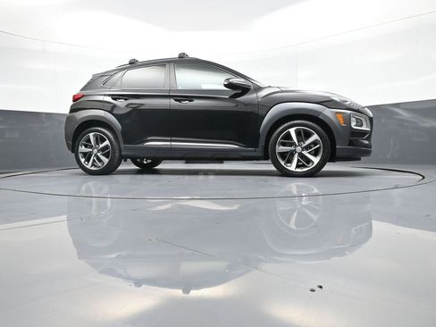 Used 2021 Hyundai Kona Limited image 28