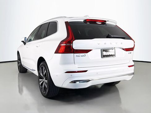 Certified 2023 Volvo XC60 B5 Plus AWD/4WD image 5