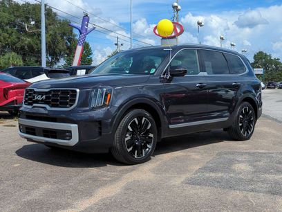 Certified 2025 Kia Telluride SX w/ SX Captain's Chair Package
