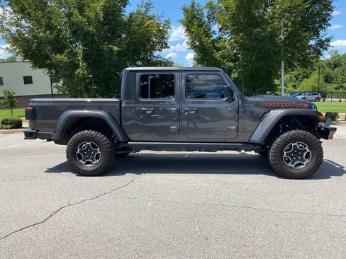 Used 2023 Jeep Gladiator Mojave w/ LED Lighting Group AWD/4WD image 8