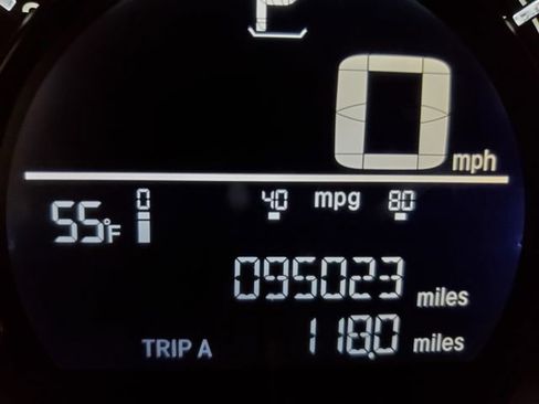 Used 2018 Honda CR-V LX image 17