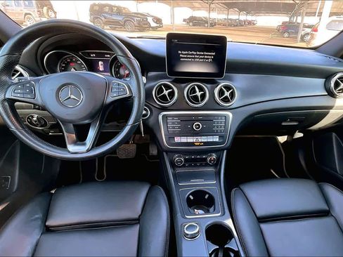 Used 2019 Mercedes-Benz GLA 250 image 14