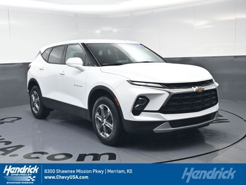 Certified 2025 Chevrolet Blazer LT image 1