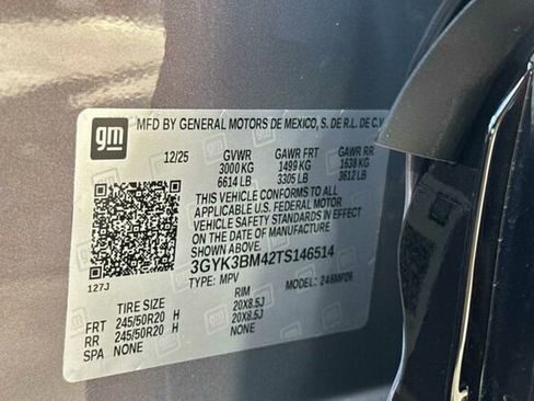 New 2026 Cadillac Optiq Luxury 1 image 28