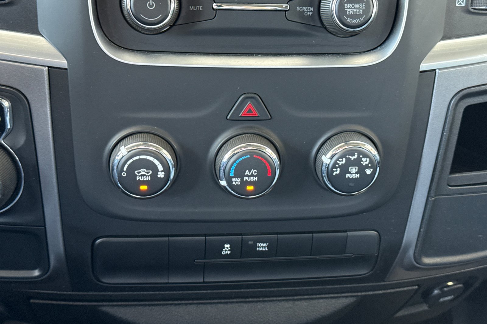 Used 2024 RAM 1500 Classic SLT RWD image 29