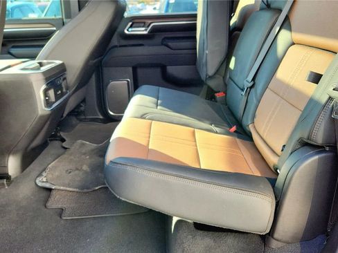 Used 2024 Chevrolet Silverado 2500 High Country w/ High Country Premium Package image 29