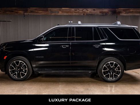 Used 2022 Chevrolet Tahoe RST w/ Luxury Package image 5