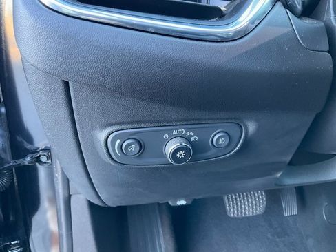 Used 2020 Chevrolet Equinox Premier image 10