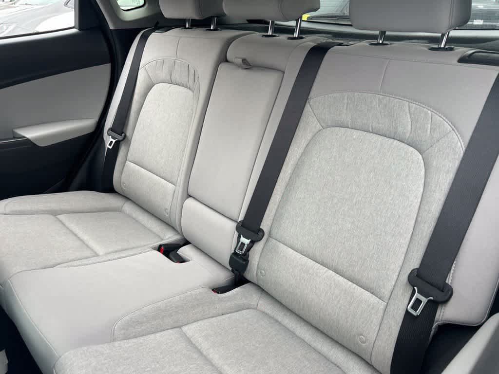 Used 2023 Hyundai Kona SEL FWD image 5