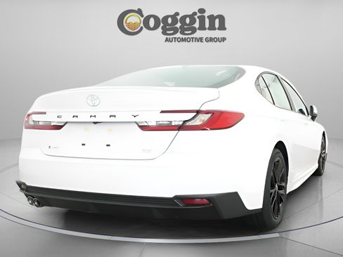 New 2026 Toyota Camry SE image 16