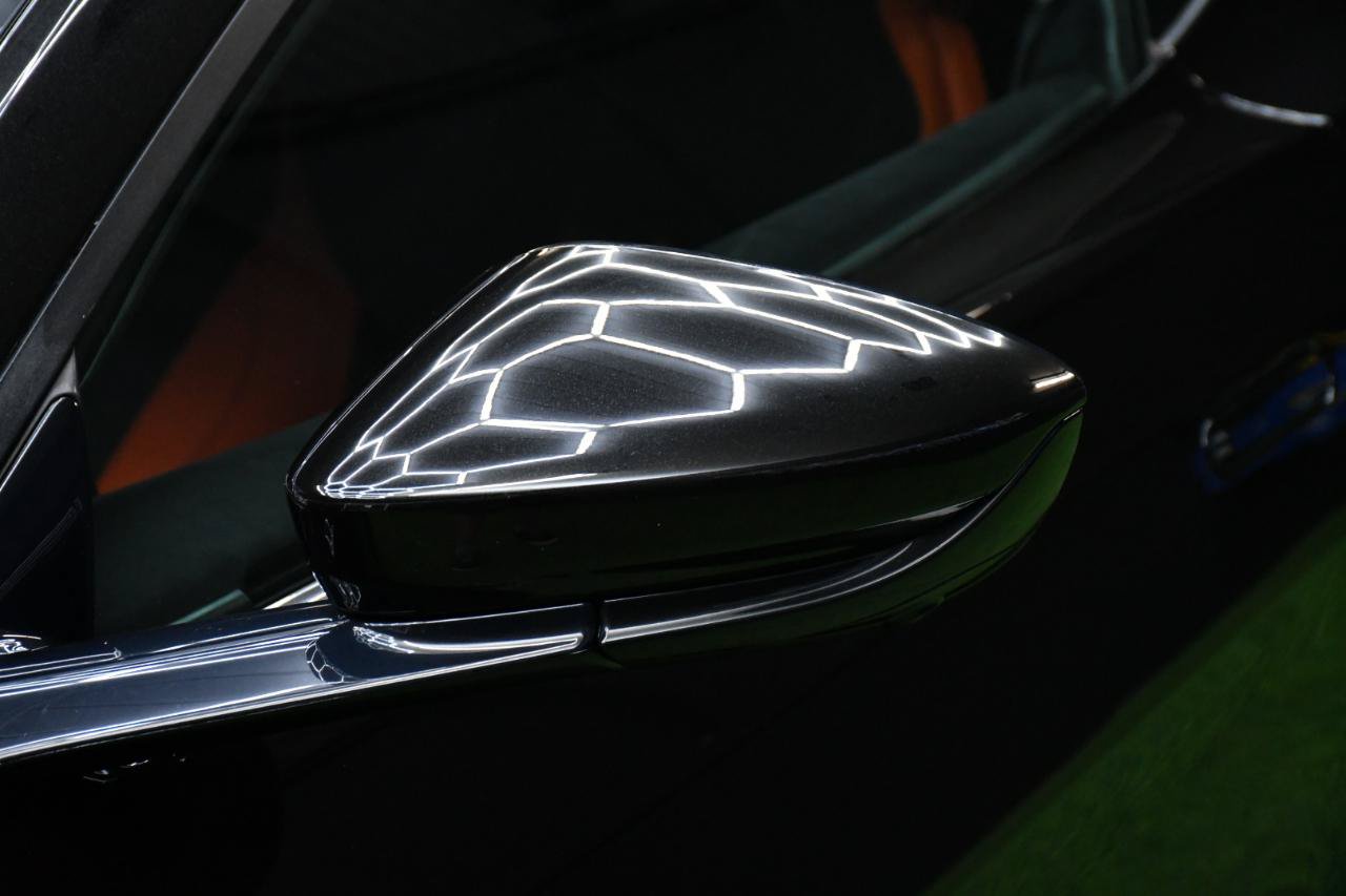 Used 2020 Aston Martin V8 Vantage Coupe RWD image 4