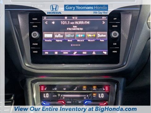 Used 2023 Volkswagen Tiguan SE R-Line FWD image 18