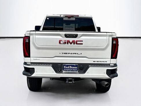 Used 2024 GMC Sierra 2500 Denali w/ Denali Reserve Package AWD/4WD image 9
