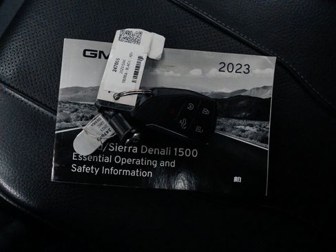 Used 2023 GMC Sierra 1500 Denali w/ Denali Reserve Package image 20