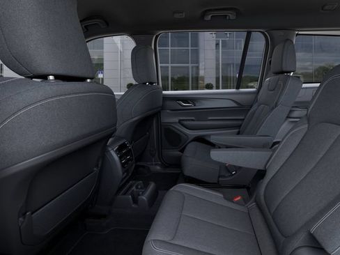 New 2026 Jeep Grand Cherokee L 4WD image 23