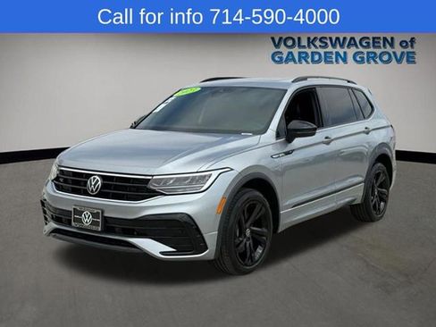Used 2023 Volkswagen Tiguan SE R-Line FWD image 4