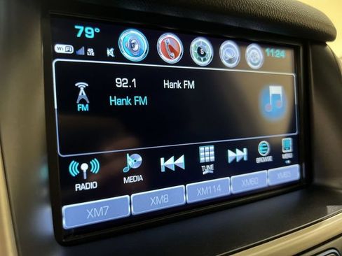 Used 2020 GMC Yukon XL Denali w/ Open Road Package RWD image 12
