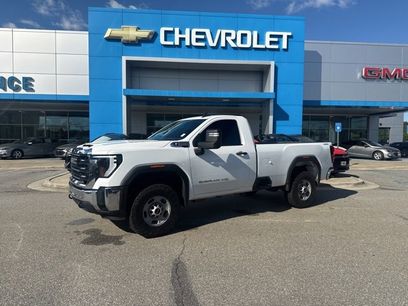 Used 2024 GMC Sierra 2500 Pro w/ Convenience Package