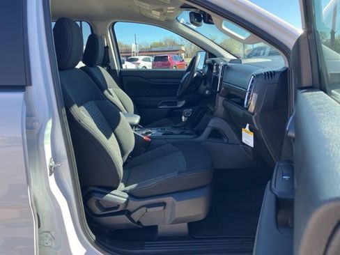 New 2025 Ford Ranger XLT w/ Chrome Accent Package image 11