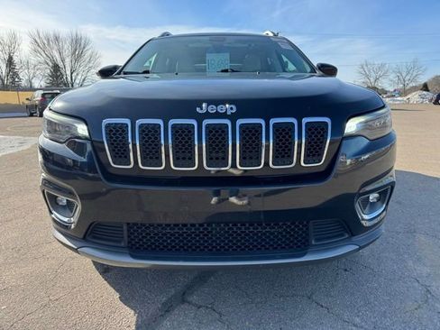 Used 2019 Jeep Cherokee Limited image 2