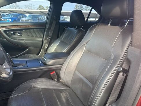 Used 2013 Ford Taurus Limited image 9