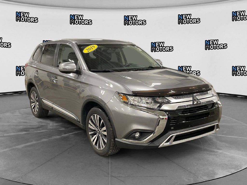 Used 2019 Mitsubishi Outlander SE AWD/4WD image 7