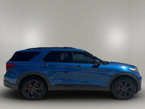 Used 2023 Ford Explorer ST w/ ST Street Pack AWD/4WD image 8