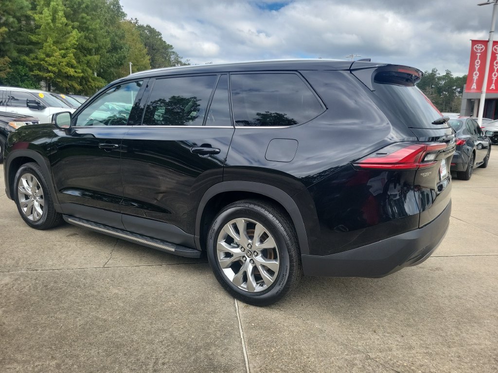 Certified 2026 Toyota Grand Highlander FWD image 3