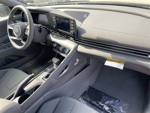 New 2026 Hyundai Elantra Sport FWD image 27