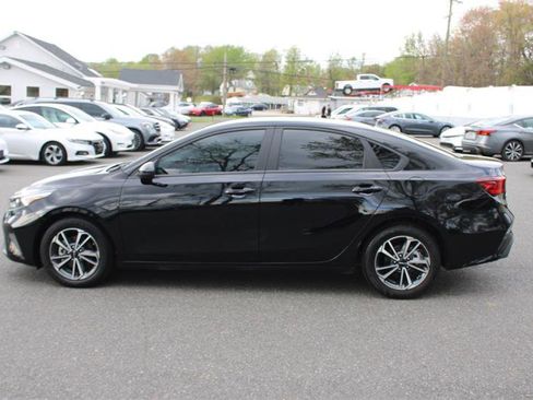 Used 2023 Kia Forte LXS image 5