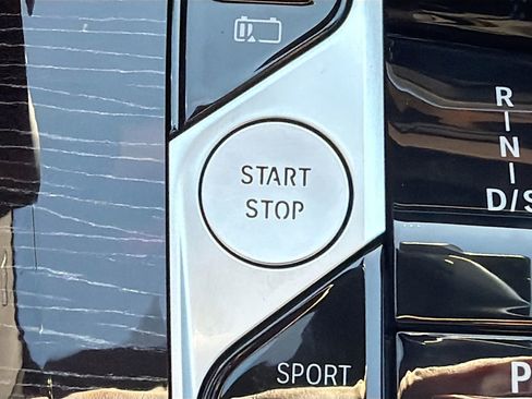 New 2026 BMW X5 xDrive50e w/ M Sport Package image 38