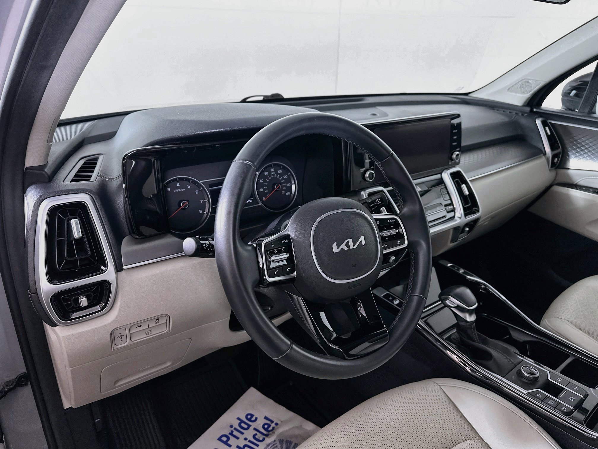 Used 2022 Kia Sorento SX AWD/4WD image 9