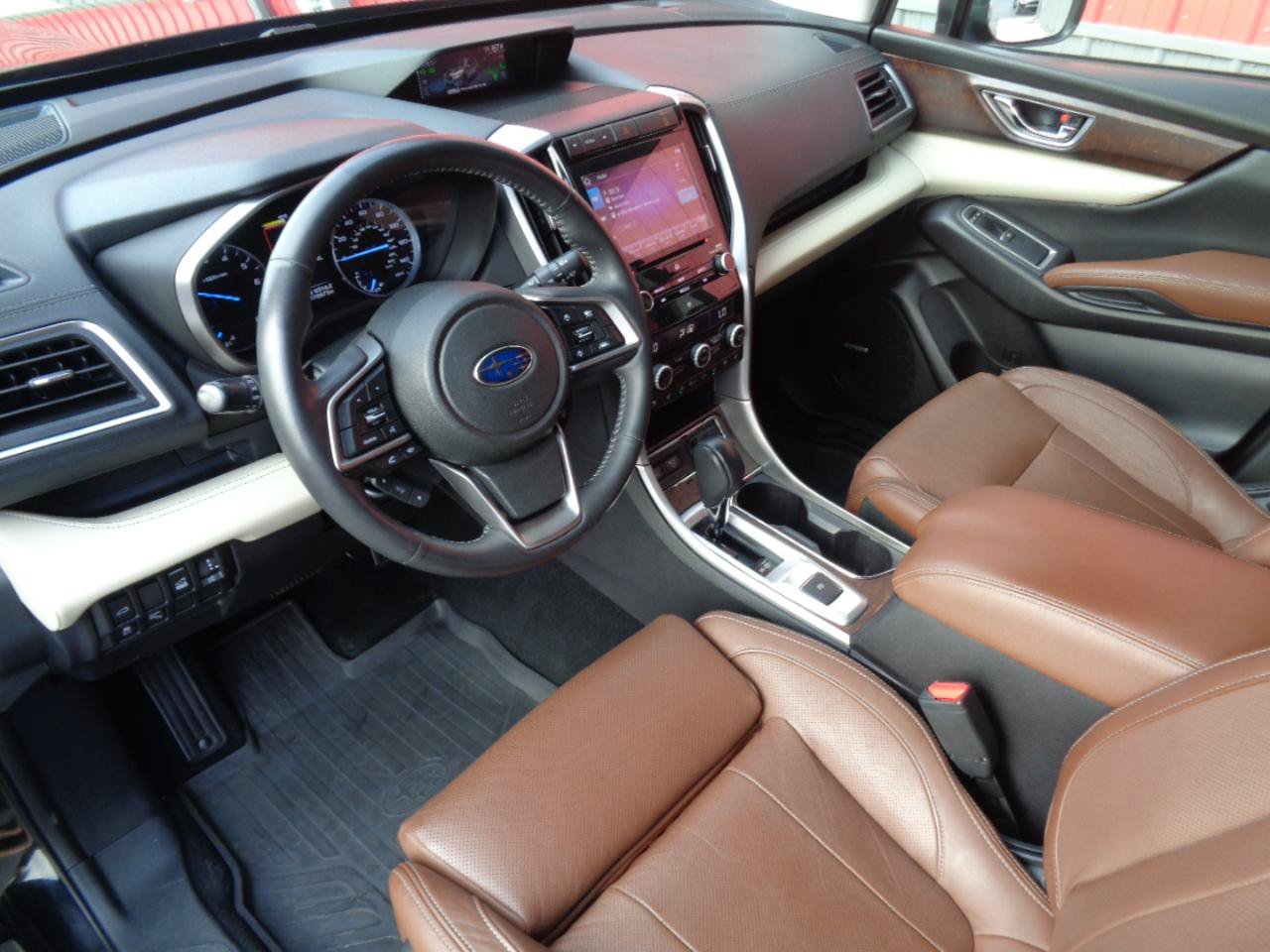 Used 2019 Subaru Ascent Touring AWD/4WD image 2