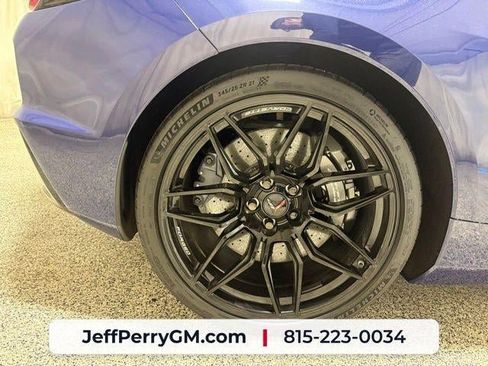 Used 2025 Chevrolet Corvette Z06 w/ Stealth Interior Trim Package RWD image 16
