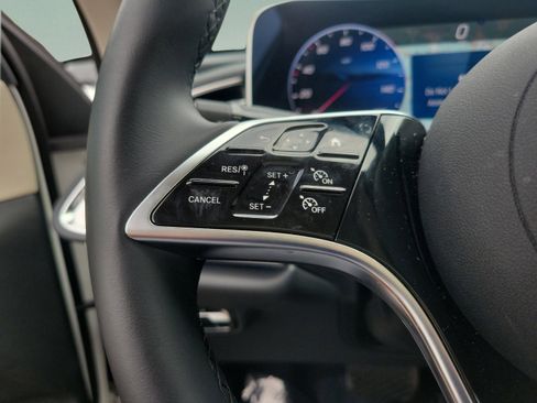 Certified 2025 Mercedes-Benz E 350 Sedan image 19