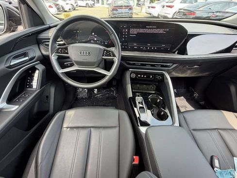 Used 2025 Audi Q5 Premium w/ Convenience Package AWD/4WD image 13