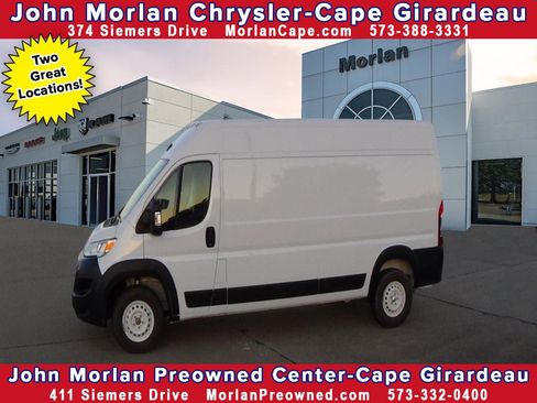 Used 2025 RAM ProMaster 2500 w/ Storage Group image 1