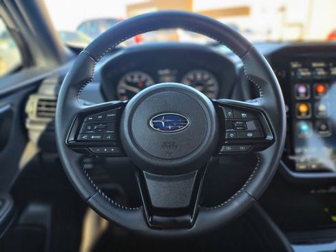 Used 2025 Subaru Forester Premium w/ Convenience Package #2 image 15