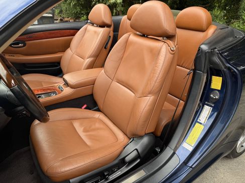 Used 2005 Lexus SC 430 Convertible RWD image 29
